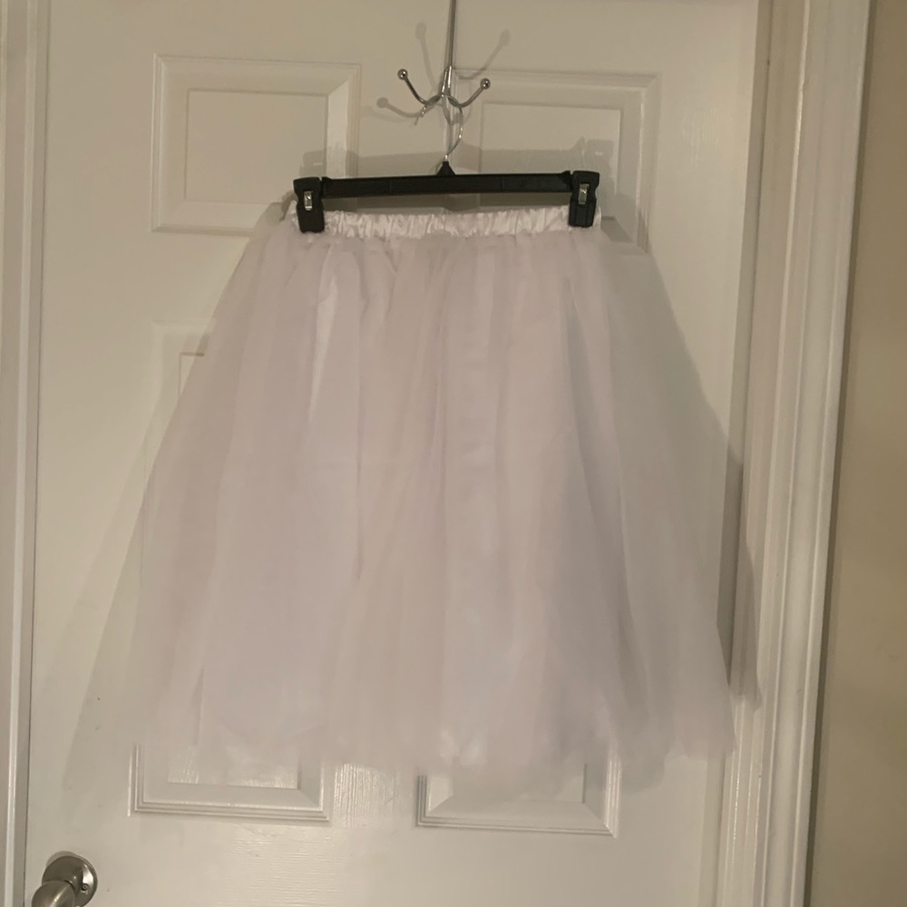 White tutu skirt